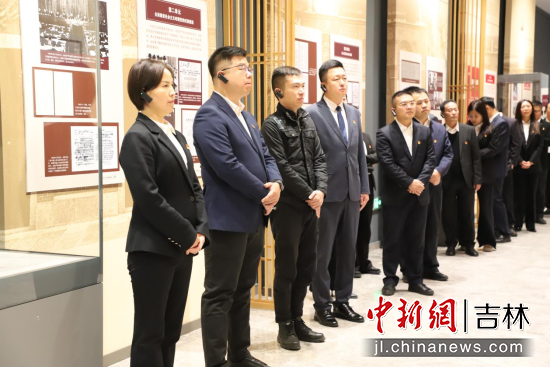 �c��(hu��)�ˆT�^չ�� �O��/�z