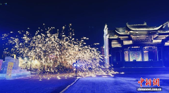 �����д����ϵ���Ļ��w��������ʯ���� �z