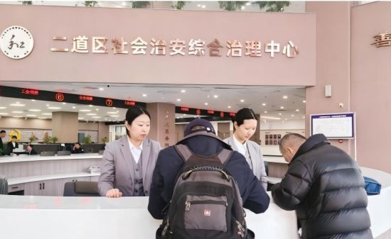 �����^(q��)���(hu��)�ΰ��C���������Ą�(chu��ng)�·���(w��)ģʽ�A��Ⱥ����ه��